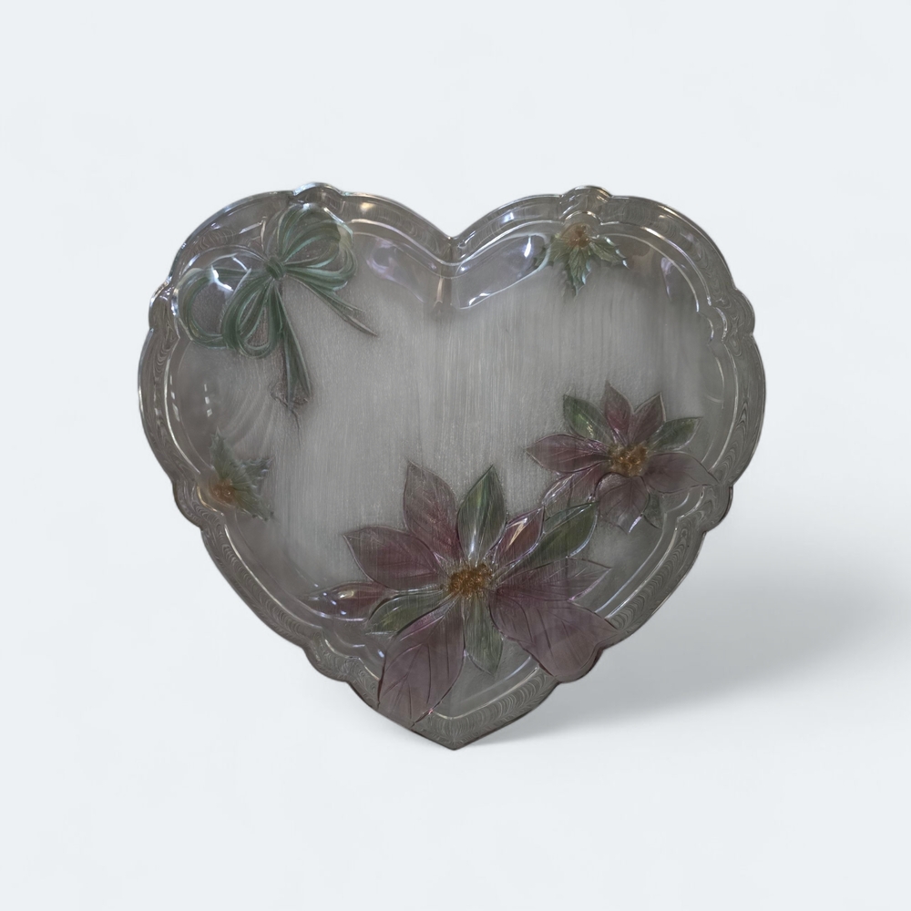 Savoir Vivre~Holiday Spirit~Heart Platter~Poinsetti Heart-Shaped